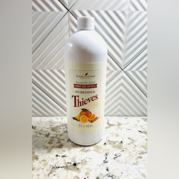 Young Living Other - 🆕 Young Living Thieves Essential Oil-Infused 32oz foaming hand soap refill